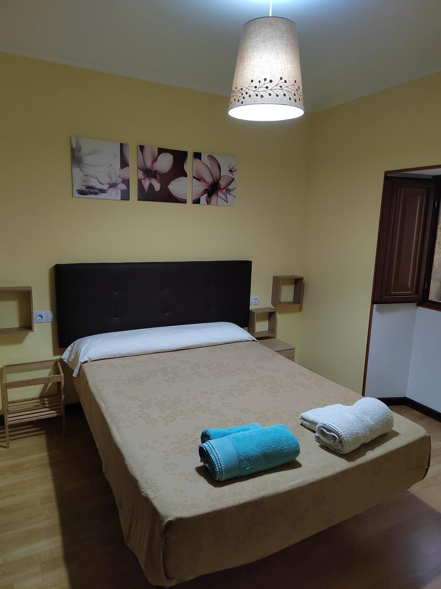 Apartamento Paseo Fluvial Tui Bagian luar foto